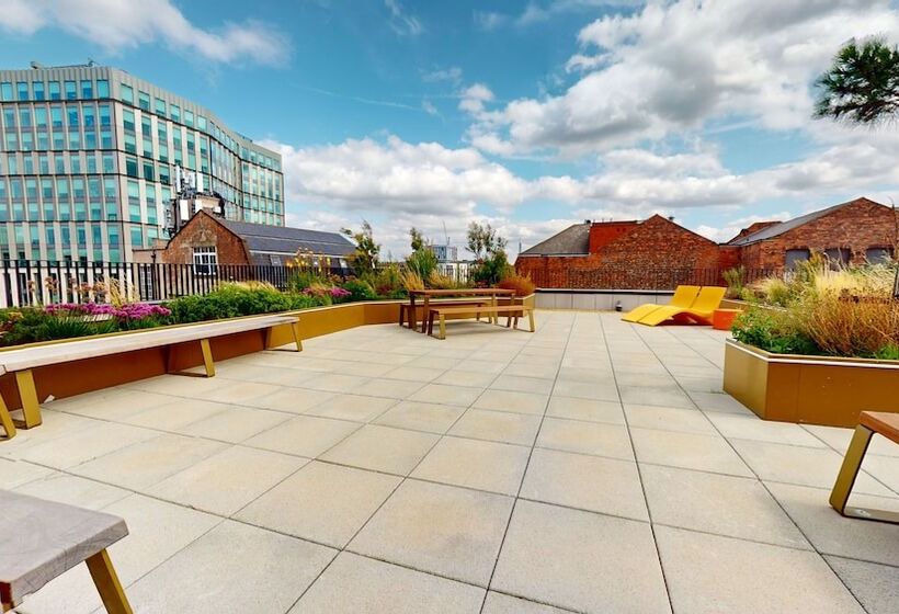 Пансион Student Only, Ensuite In A Stylish Apartment