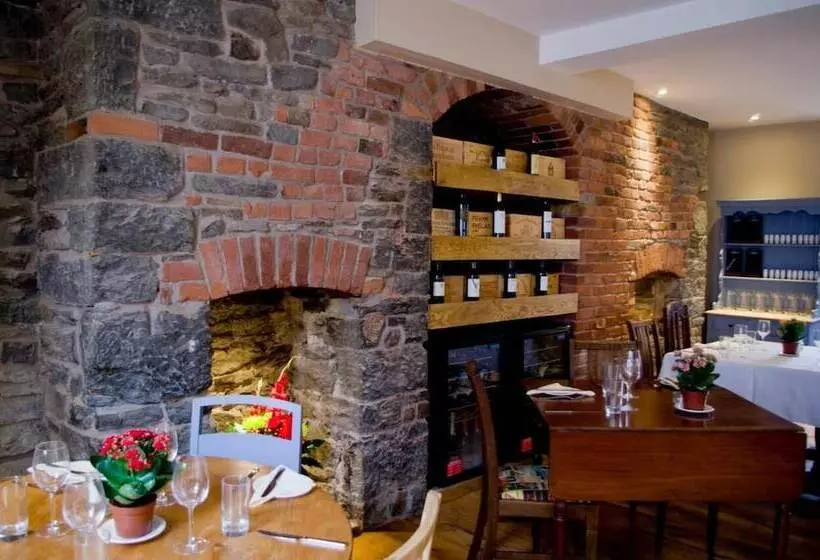 Majatalo The Red Lion