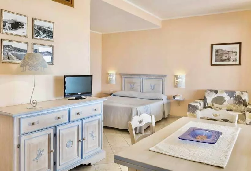 Residence With Private Beach In Bosa Marina Just 100 Meters From The Sea