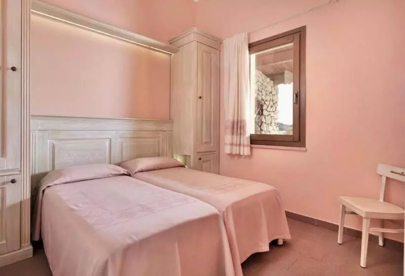 Residence With Private Beach In Bosa Marina Just 100 Meters From The Sea