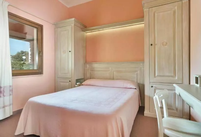 Residence With Private Beach In Bosa Marina Just 100 Meters From The Sea