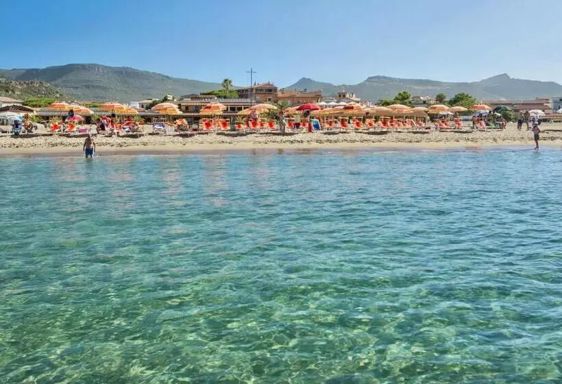 Residence With Private Beach In Bosa Marina Just 100 Meters From The Sea