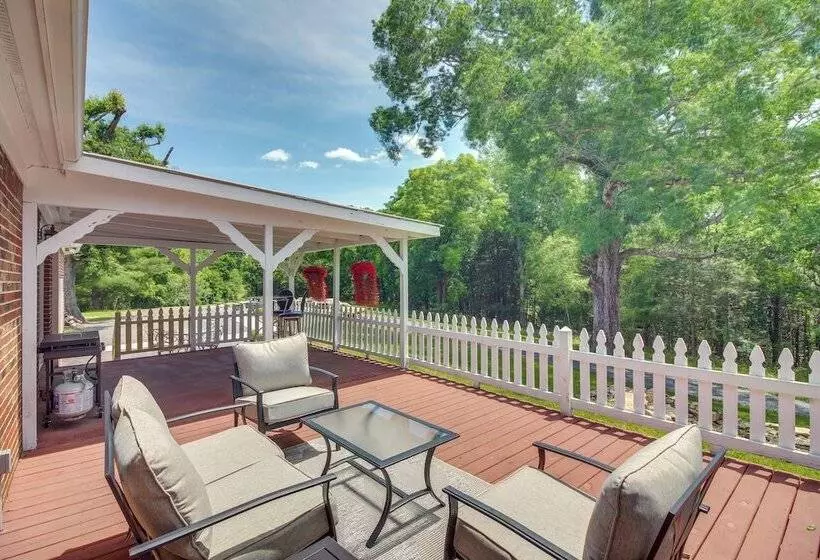 5 Mi To Center Hill Lake: Buffalo Valley Home