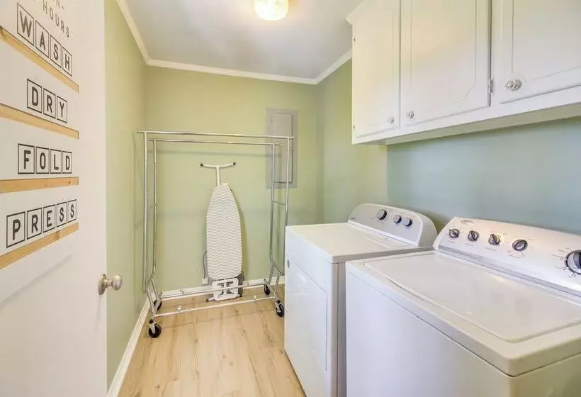 5 Mi To Center Hill Lake: Buffalo Valley Home