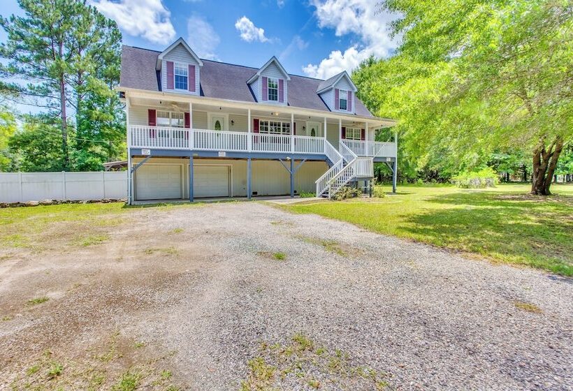 < 1/8 Mi To Boat Ramp: Family Home In Conway