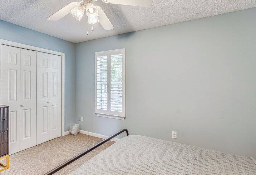 1/2 Mi To Ocean: Sunny Surfside Beach Escape!