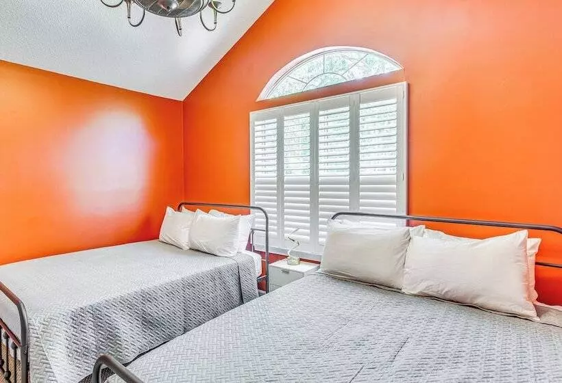 1/2 Mi To Ocean: Sunny Surfside Beach Escape!