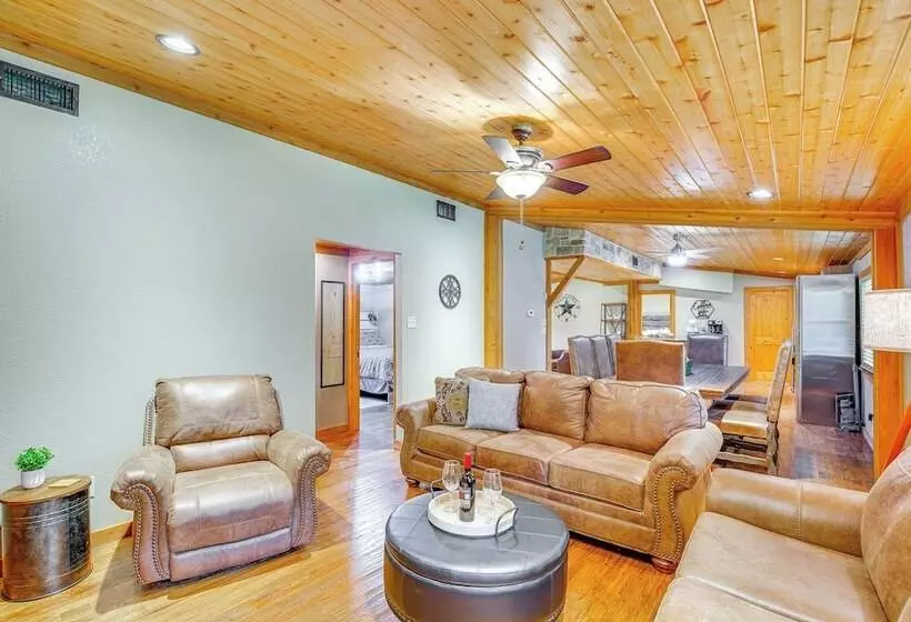 Deck & Fire Pit: Unique Pottsboro Haven