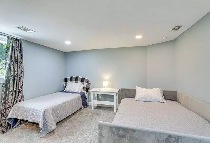 Walterboro House W/ Office Near Wildlife Center