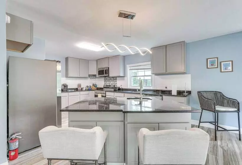 Walterboro House W/ Office Near Wildlife Center