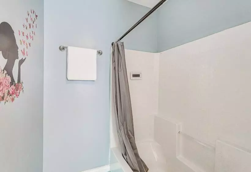 Walterboro House W/ Office Near Wildlife Center