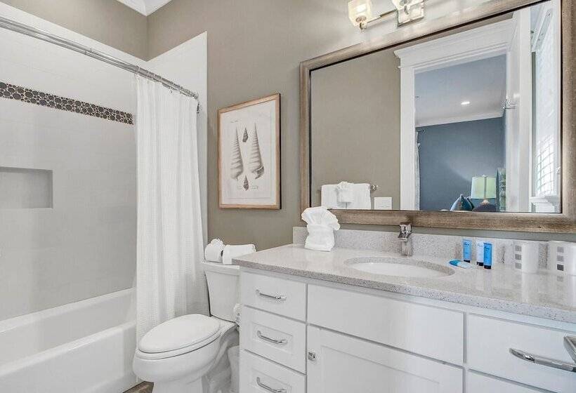 3100 Palm Boulevard By Avantstay Beachfront, Ocean Views, Private Pool