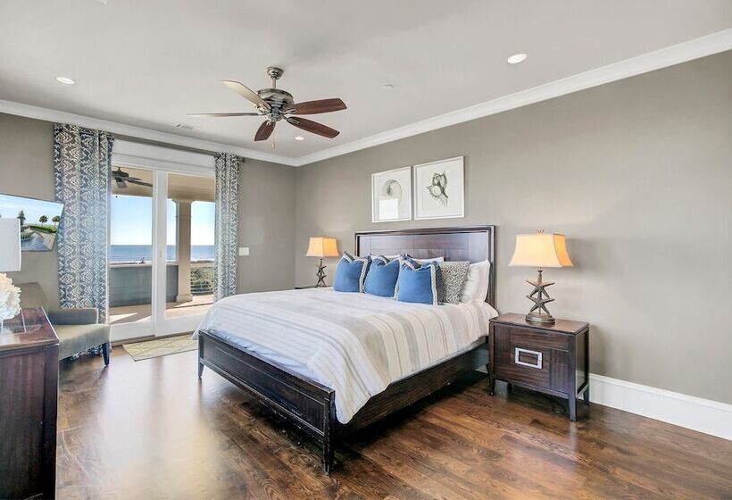 3100 Palm Boulevard By Avantstay Beachfront, Ocean Views, Private Pool