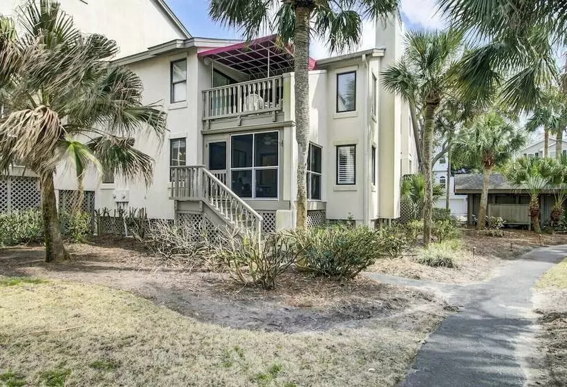 401 Yacht By Avantstay Marina View, Pool, Porch