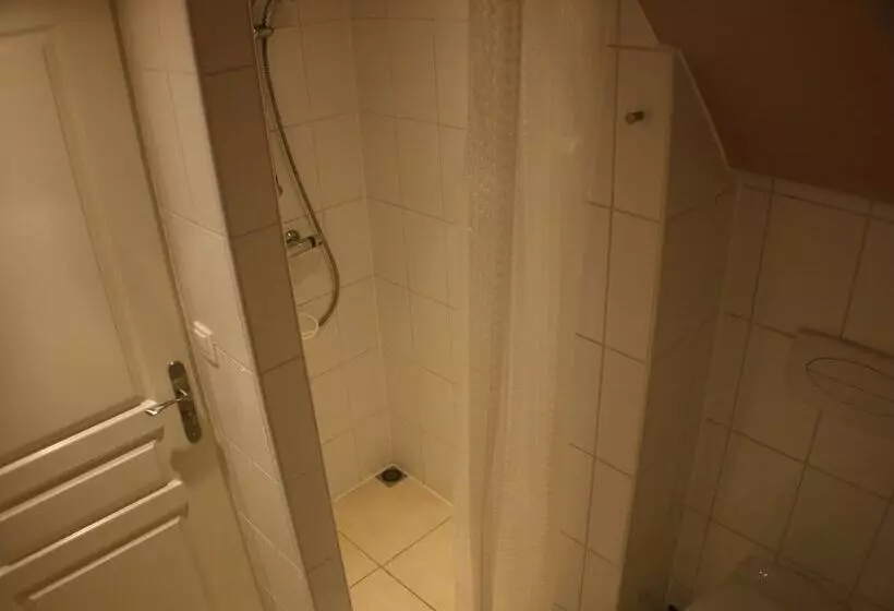 Atmospheric Gite With Large Terrace