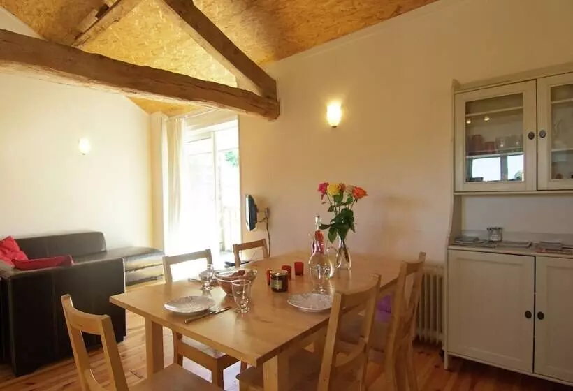 Atmospheric Gite With Large Terrace