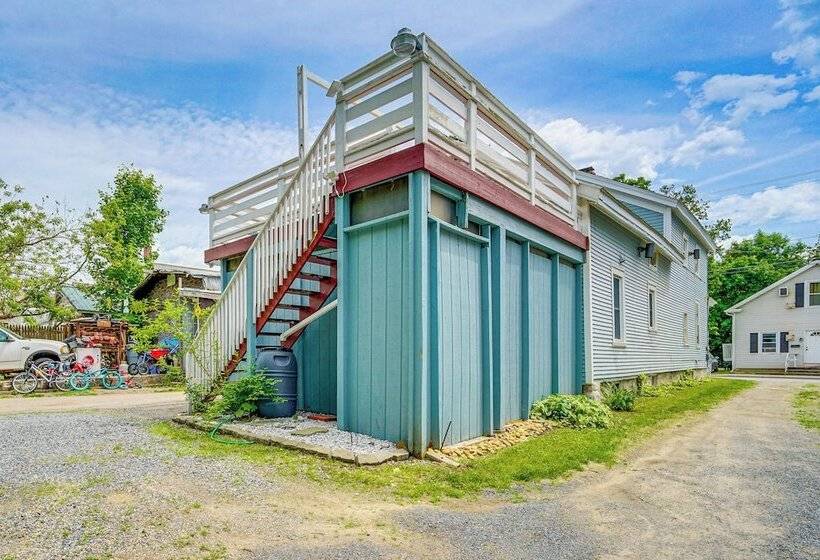 Bennington Gem W/ Smart Tv Near Historic District!