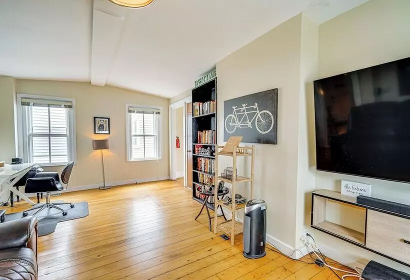 Bennington Gem W/ Smart Tv Near Historic District!