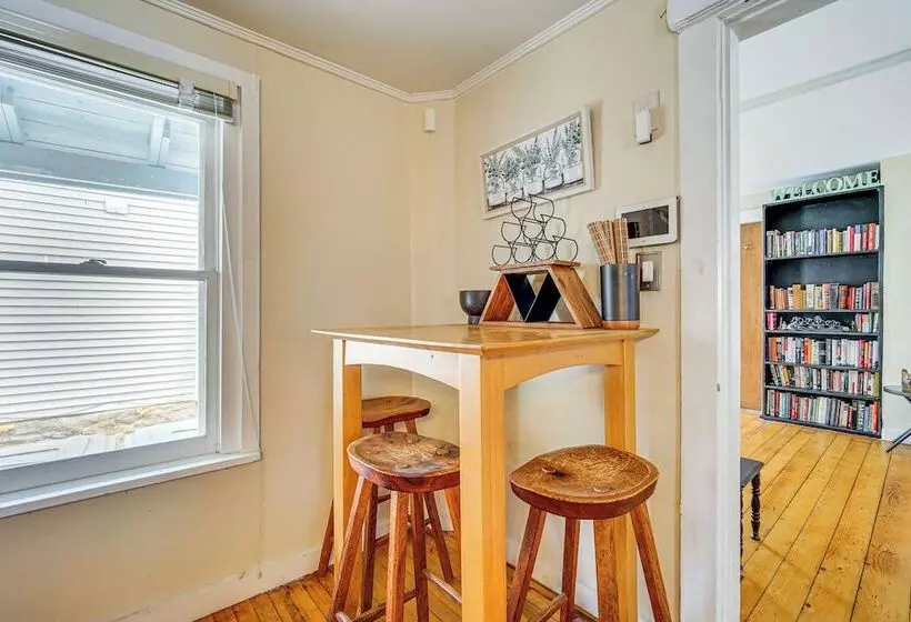 Bennington Gem W/ Smart Tv Near Historic District!