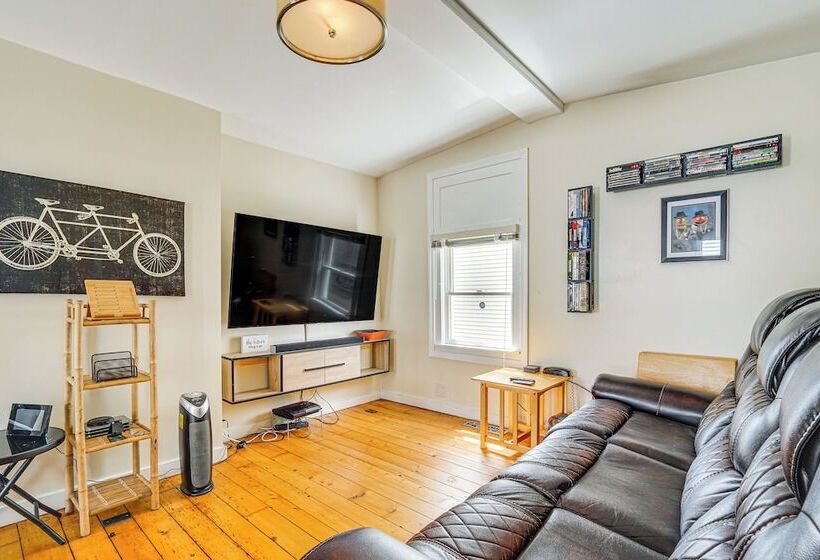 Bennington Gem W/ Smart Tv Near Historic District!
