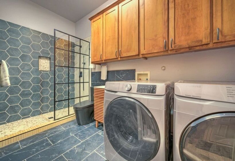 Billiards & Beaches By Avantstay Cart Boardwalk + Pool Table