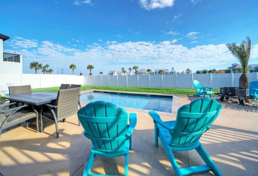 Boots & Beaches Avantstay Golf Cart, Brd Walk