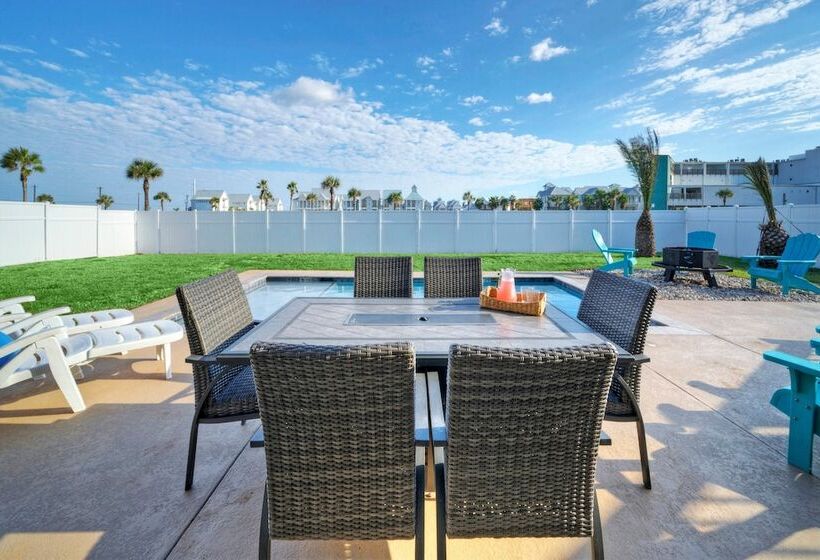 Boots & Beaches Avantstay Golf Cart, Brd Walk