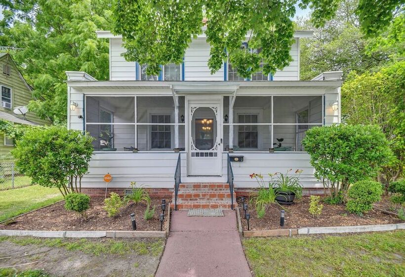 Charming Hampton Home ~ 7 Mi To Buckroe Beach!