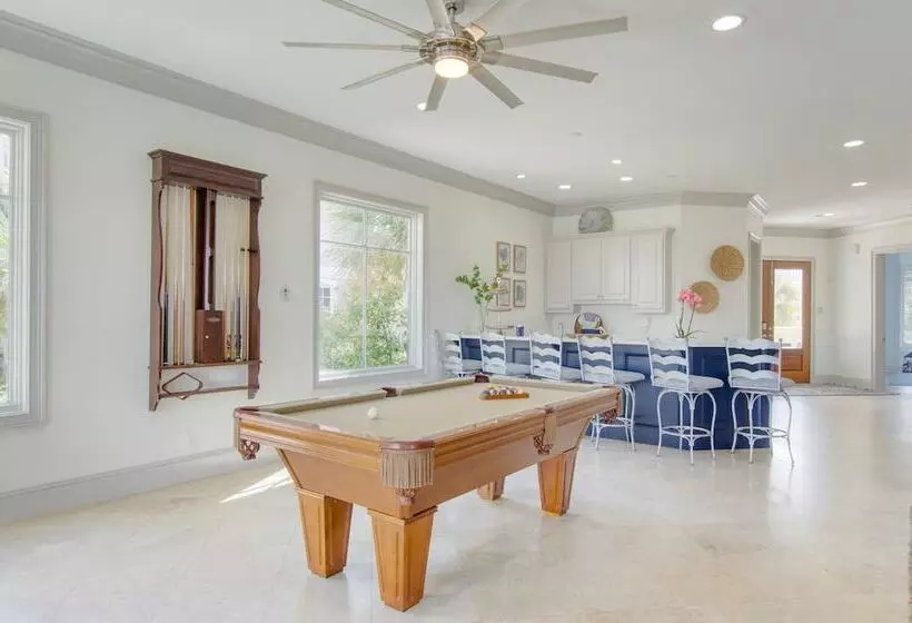 Coastal Marsh By Avantstay Infinity Pool, Hot Tub, View, Pool Table, Ping Pong