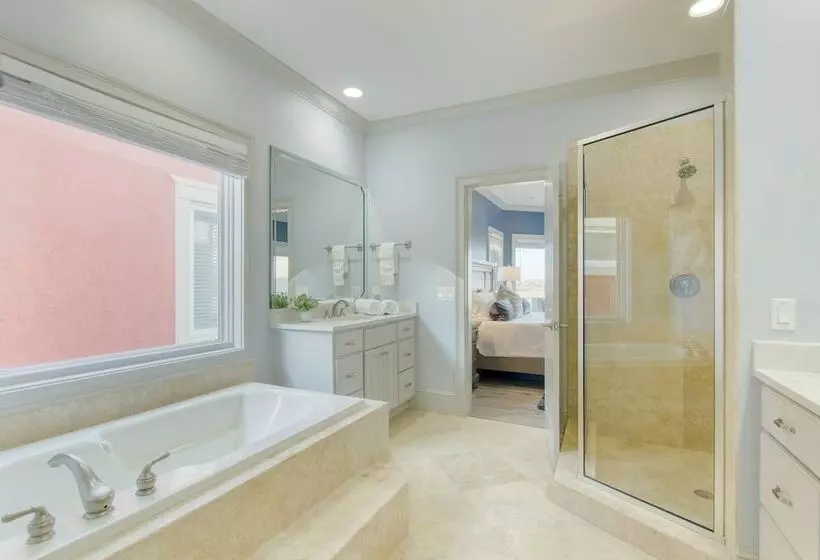 Coastal Marsh By Avantstay Infinity Pool, Hot Tub, View, Pool Table, Ping Pong