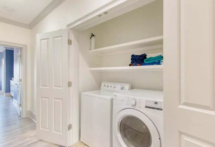 Coastal Marsh By Avantstay Infinity Pool, Hot Tub, View, Pool Table, Ping Pong