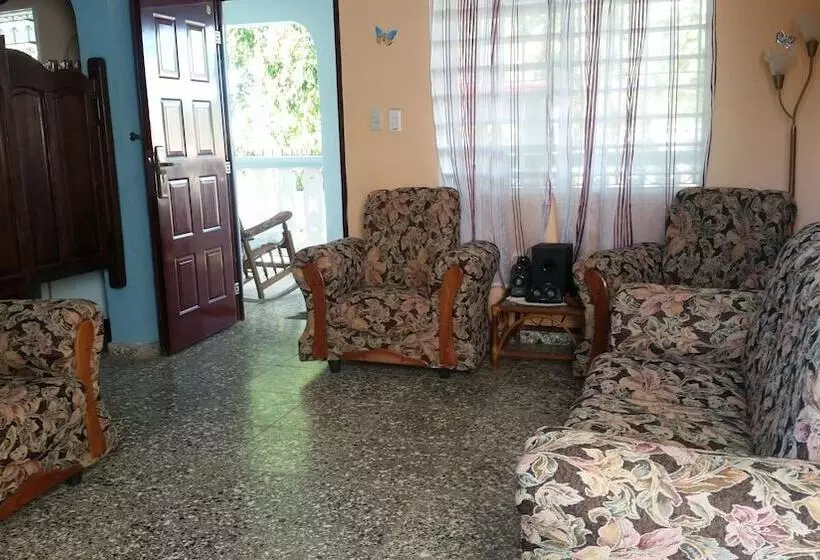 Hostal 121 Soroa