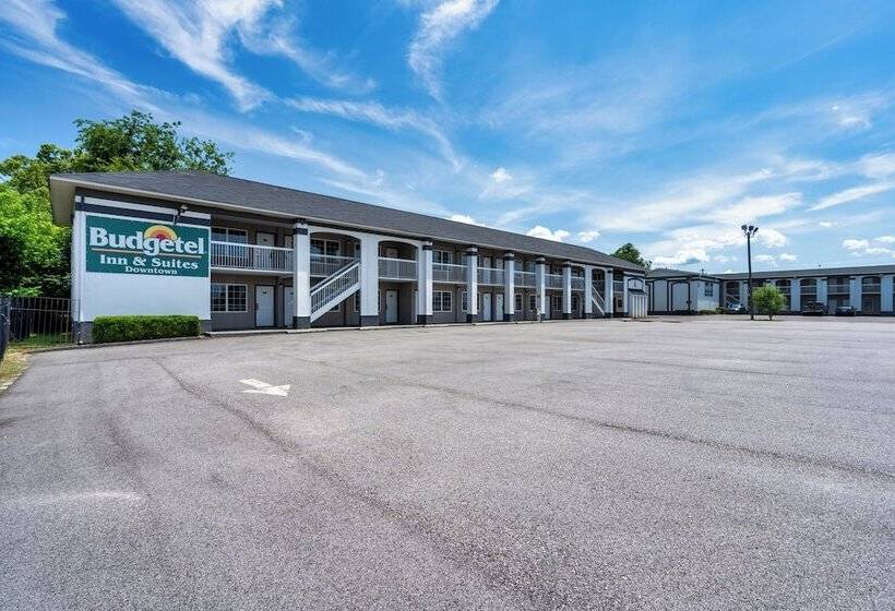 هتل Budgetel Inn And Suite