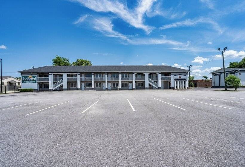 هتل Budgetel Inn And Suite