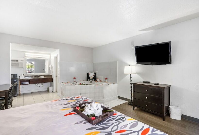 هتل Budgetel Inn And Suite