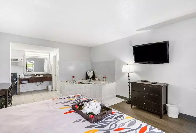 هتل Budgetel Inn And Suite