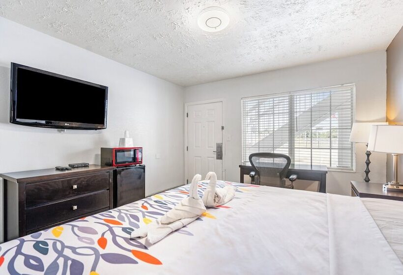 هتل Budgetel Inn And Suite