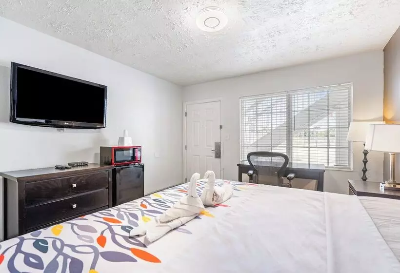 هتل Budgetel Inn And Suite