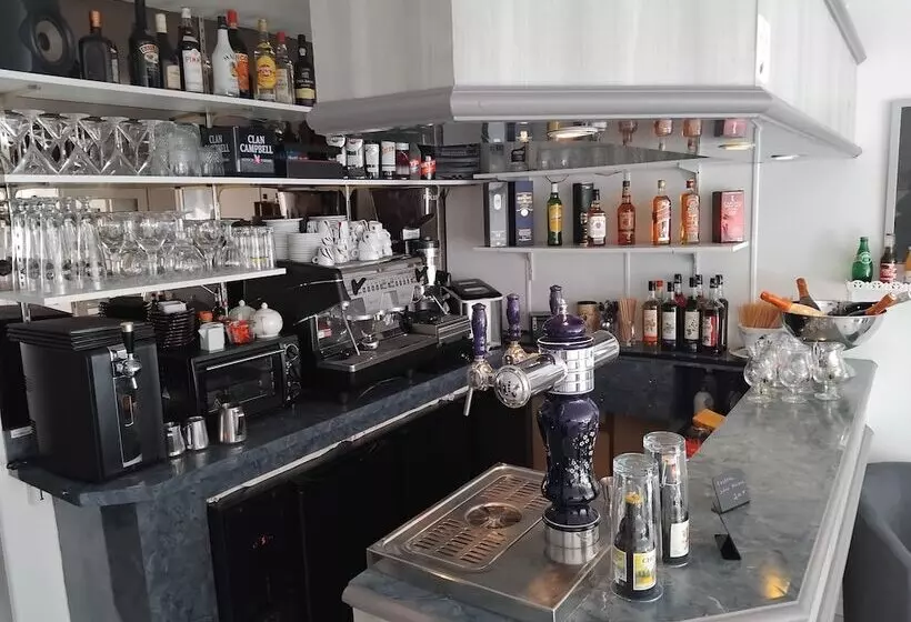 ホテル Les Thermes