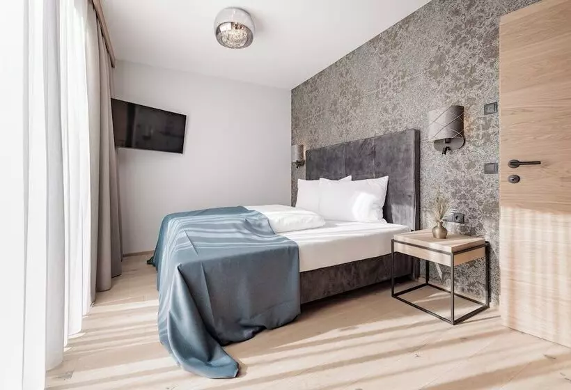 Hotelli Myalps Tirol