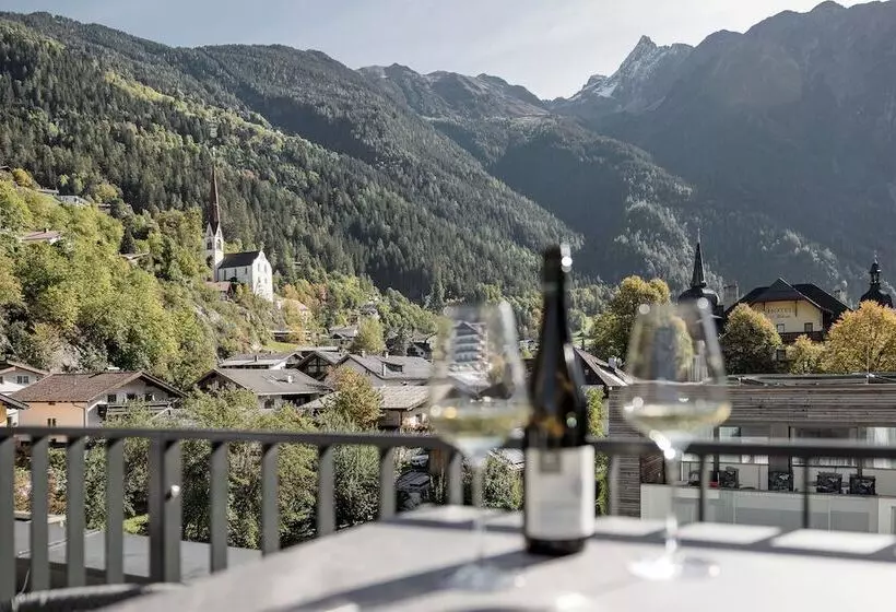 Hotelli Myalps Tirol