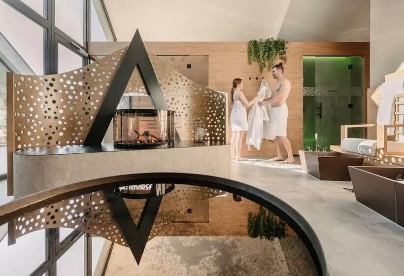 Hotelli Myalps Tirol