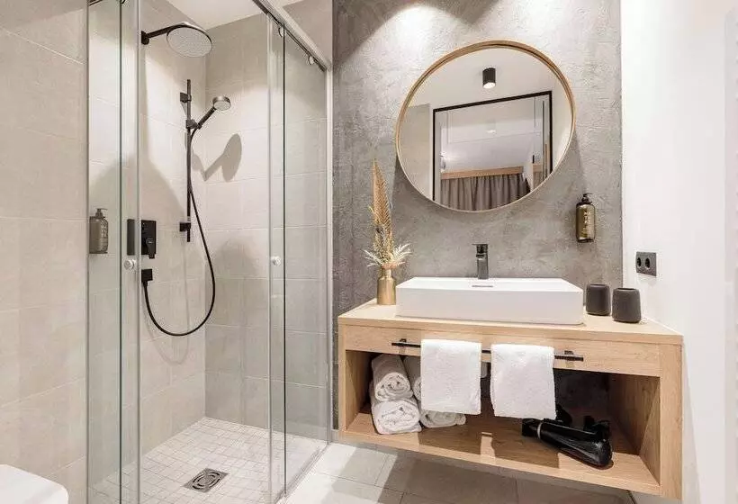 Hotelli Myalps Tirol