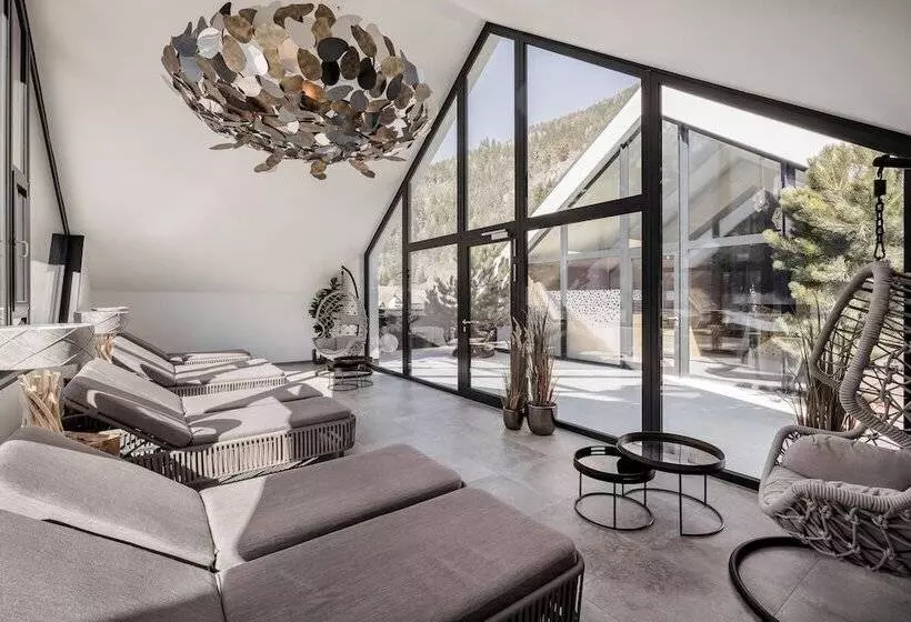 Hotelli Myalps Tirol