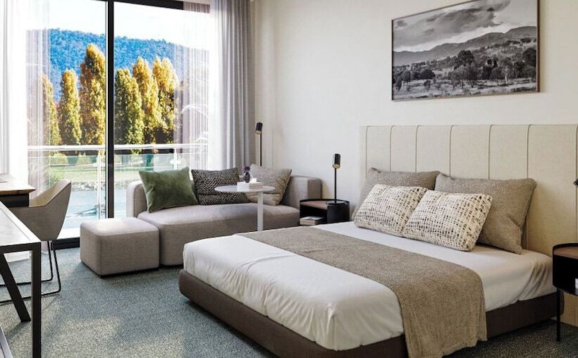 Hotel Punthill Tuggeranong