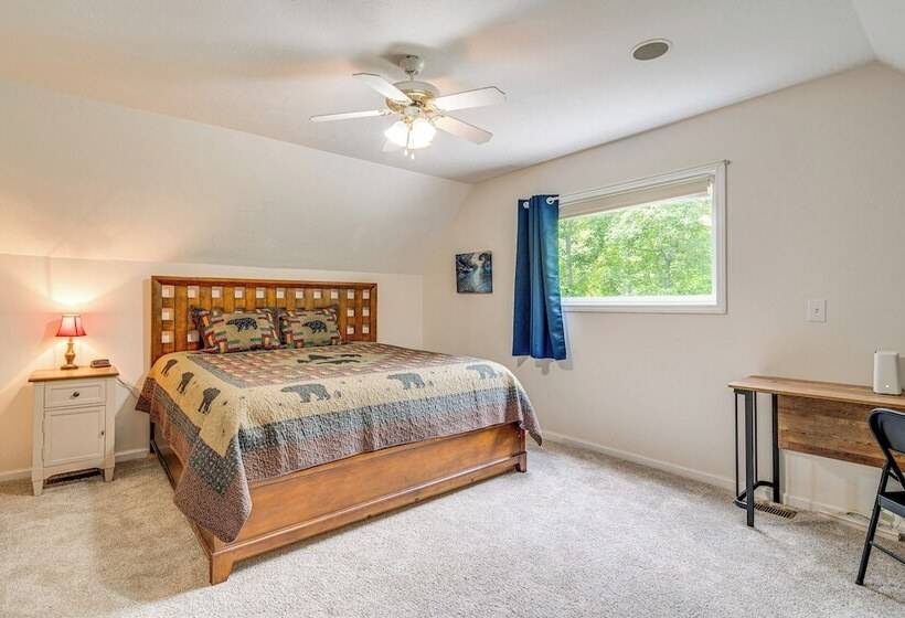 Lake Lure Mountain Retreat W/ Fire Pit & Gas Grill