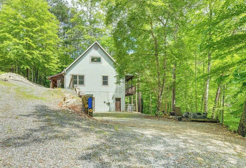 Lake Lure Mountain Retreat W/ Fire Pit & Gas Grill