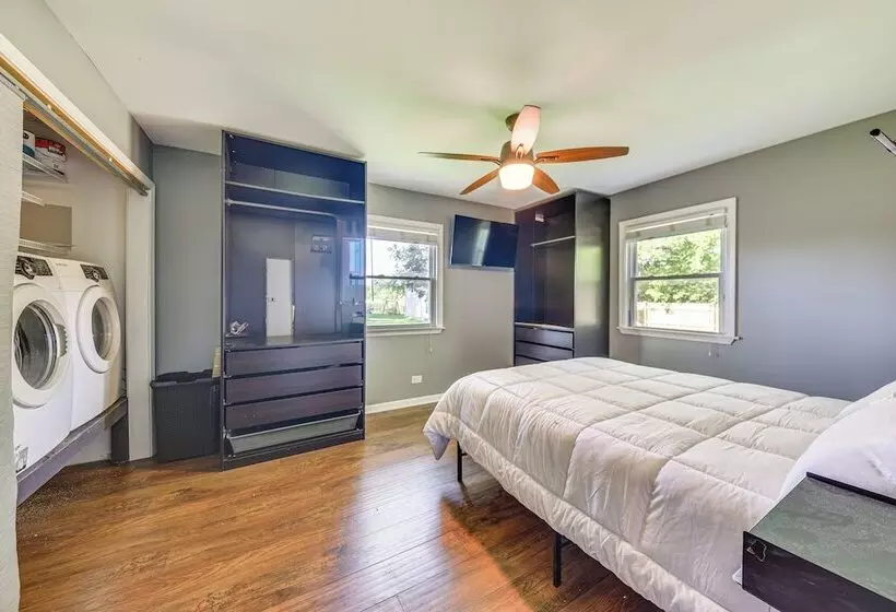 Lakefront Antioch Home W/ Dock, Kayaks & Game Room