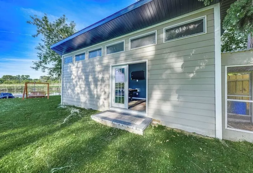 Lakefront Antioch Home W/ Dock, Kayaks & Game Room