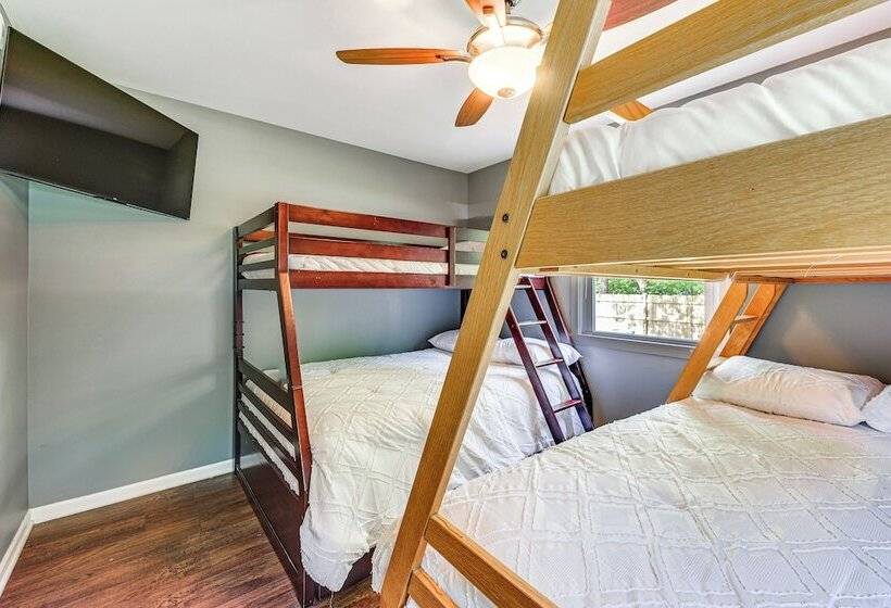 Lakefront Antioch Home W/ Dock, Kayaks & Game Room